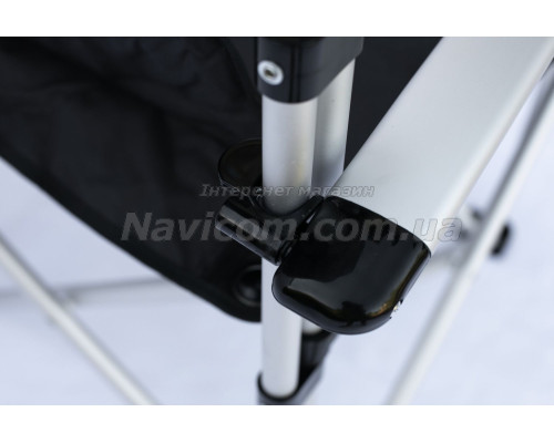 Крісло розкладне Tramp з ущільненої спинкою і жорсткими підлокітниками TRF-004