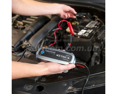 Зарядний пристрій CTEK LITHIUM XS для акумуляторів 56-899