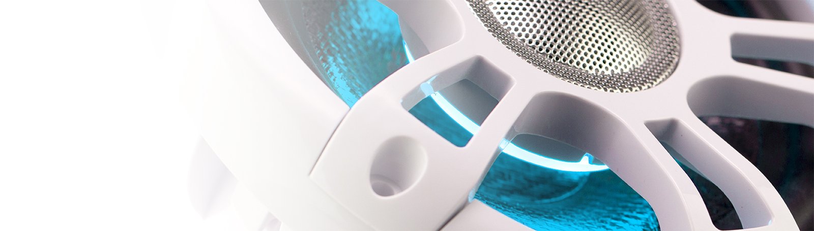 3-fusion-signature-series3-garmin-marine-speakers-crgbw-wh-65-77-88