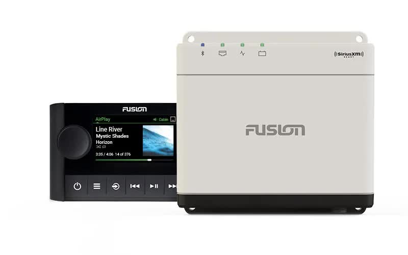 Повноцінне керування за допомогою пульта дистанційного керування Apollo ERX400 Повноцінне керування за допомогою пульта дистанційного керування Apollo ERX400